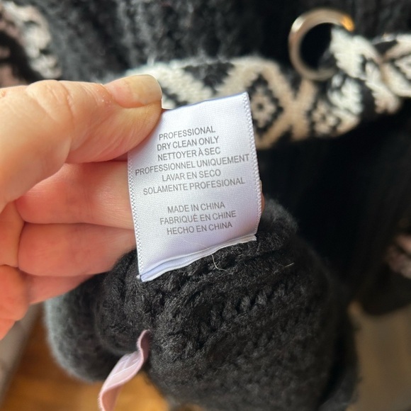 Sachin & Babi Griffin Bicolor Knit Sweater - Picture 6 of 8